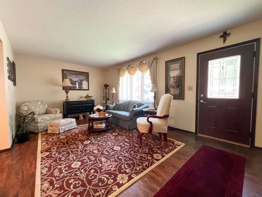 3010 Viking Dr. #1, Sioux City, IA 51104 - #2