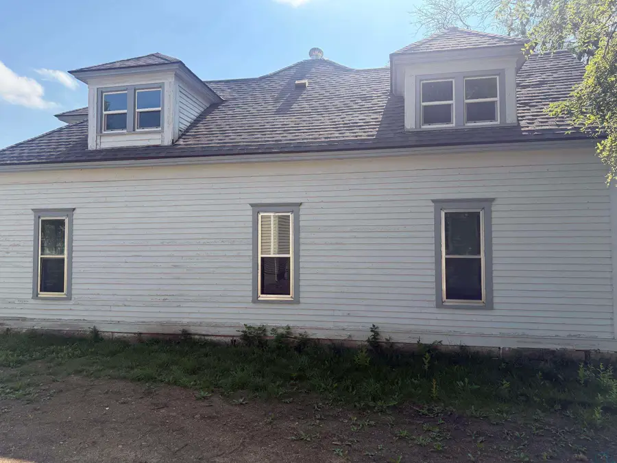 350 E Cedar Street, Cherokee, IA 51012 - #3