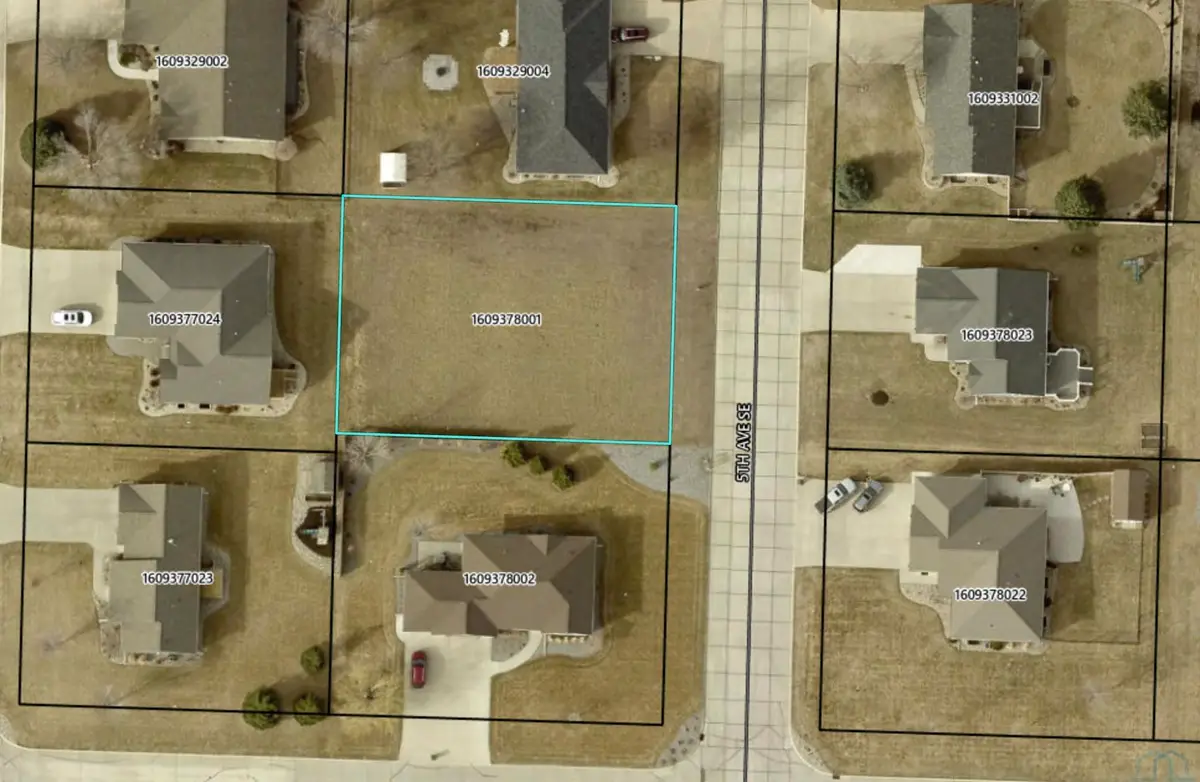 1651 SE 5th Street, Sioux Center, IA 51250 - #1