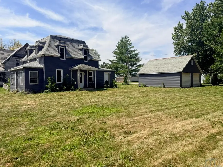 206 W 2ND ST, Calumet, IA 51009 - #2