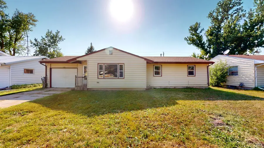 1009 ROCK ISLAND AVE, Cherokee, IA 51012 - #3