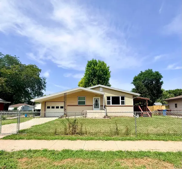 501 E 31st St., South Sioux City, IA 68776