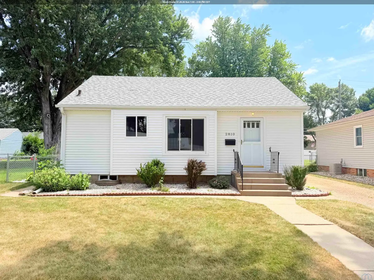 2810 S Coral St., Sioux City, IA 51106 - #1