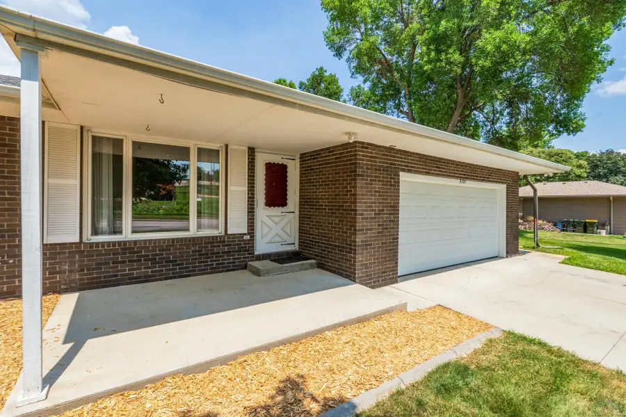 5101 Sunnybrook, Sioux City, IA 51106 - #2
