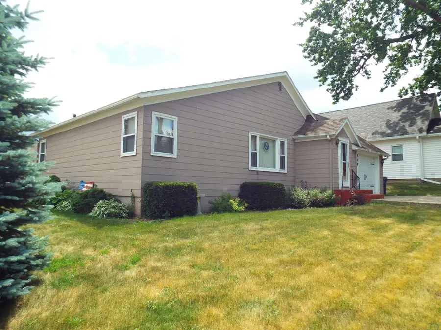940 Cherry Street, Ocheyedan, IA 51354 - #2