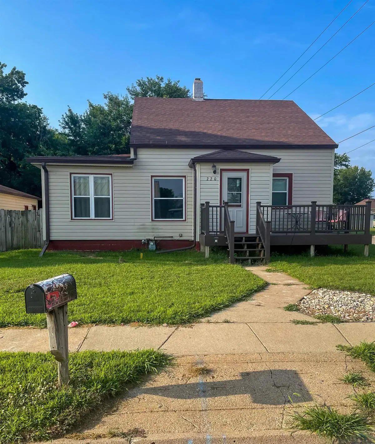 220 W 26, South Sioux City, NE 68776 - #1