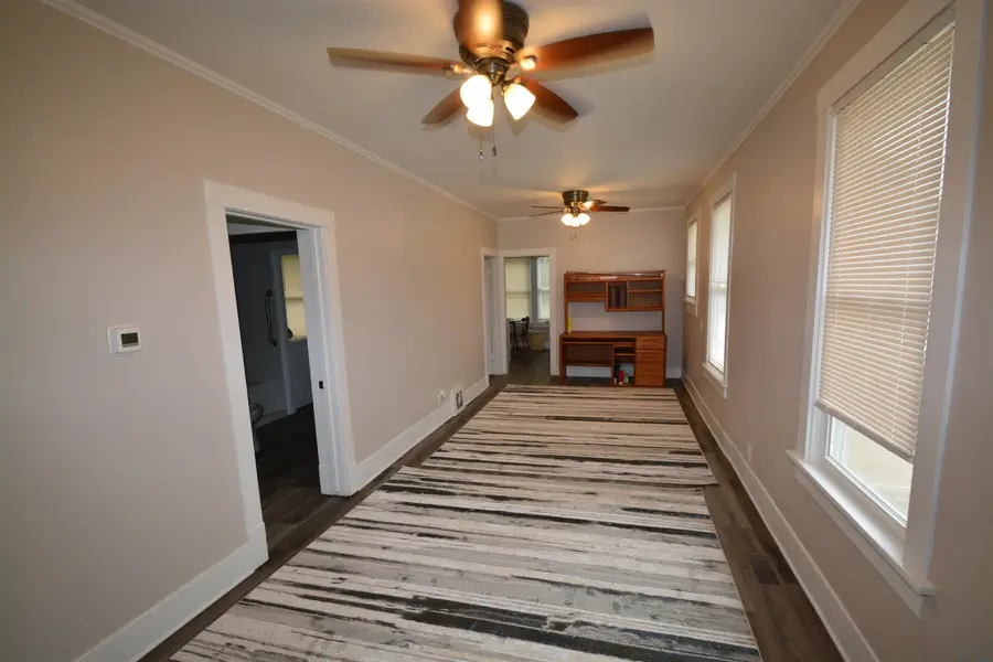 1901 S Clinton St, Sioux City, IA 51106 - #2
