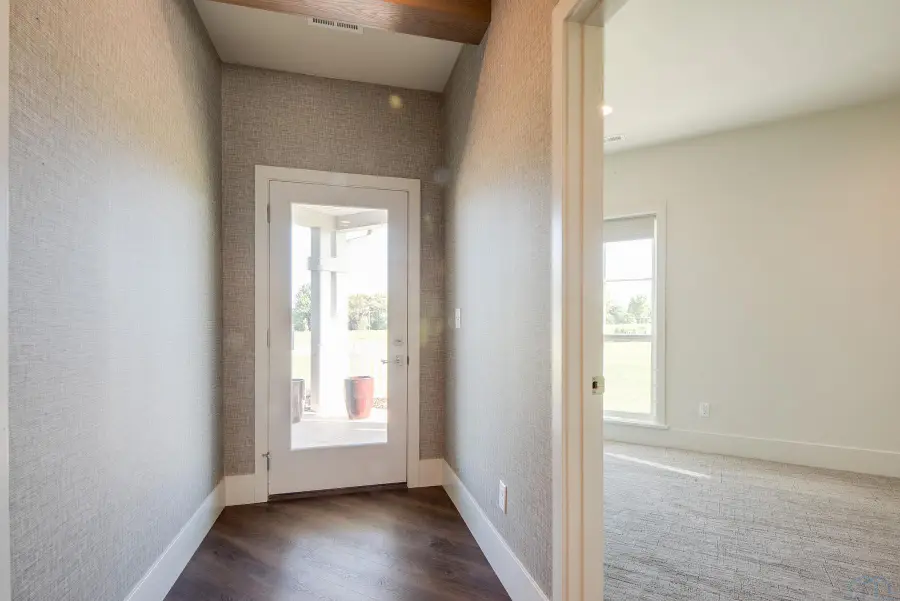 1420 Canal Dr #1, Orange City, IA 51041 - #3