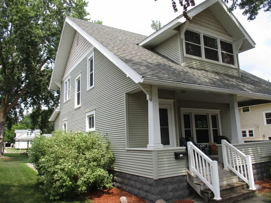 1126 W Cedar Street, Cherokee, IA 51012 - #2