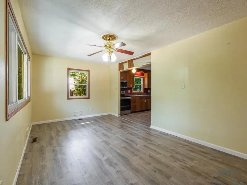 3814 ELMDALE AVE, Sioux City, IA 51103 - #3