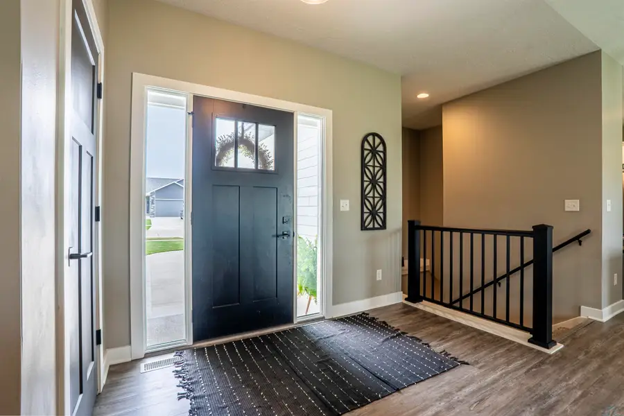 115 19th St SE, Le Mars, IA 51031 - #3