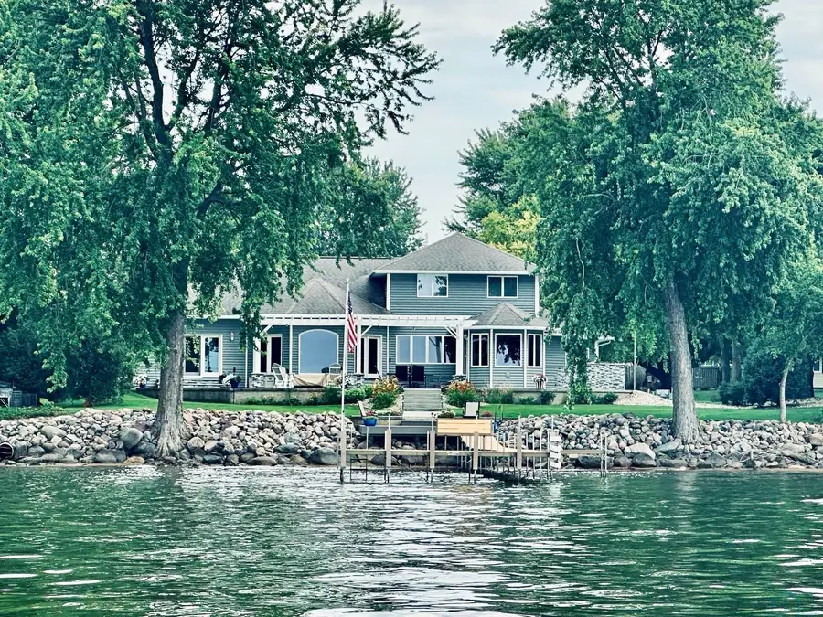 139 MALLARD AVE, Storm Lake, IA 50588 - #2