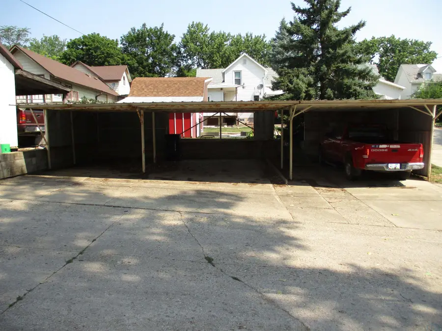 611 W Cherry Street, Cherokee, IA 51012 - #2