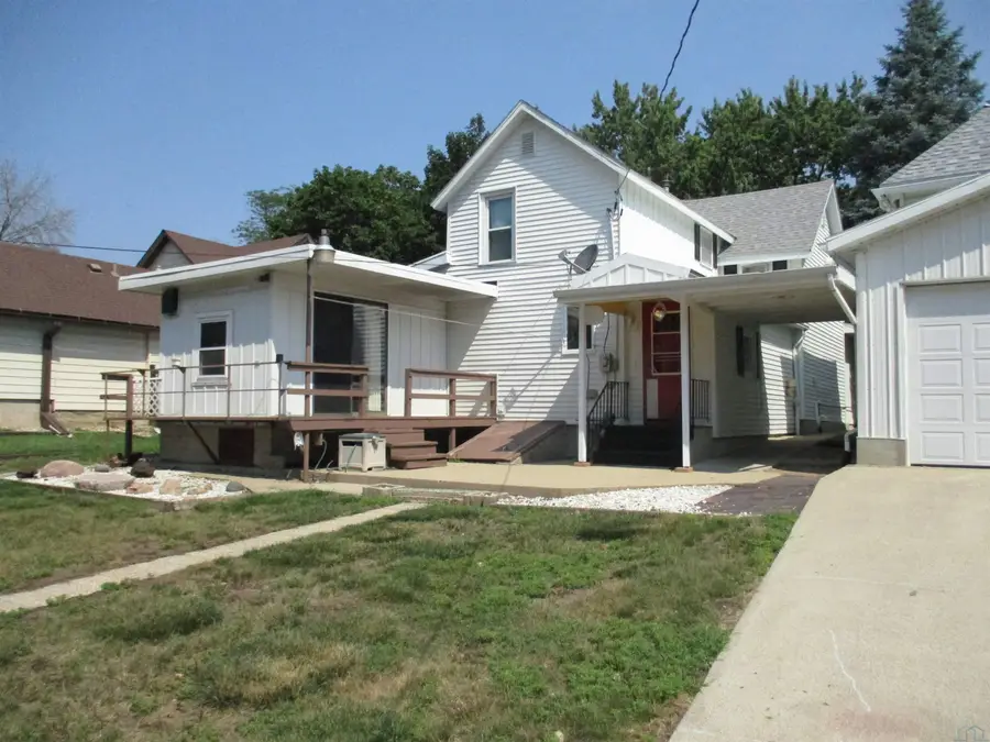 611 W Cherry Street, Cherokee, IA 51012 - #3