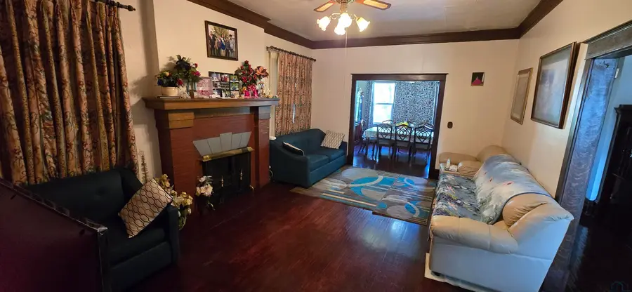 1105 JENNINGS ST, Sioux City, IA 51105 - #3