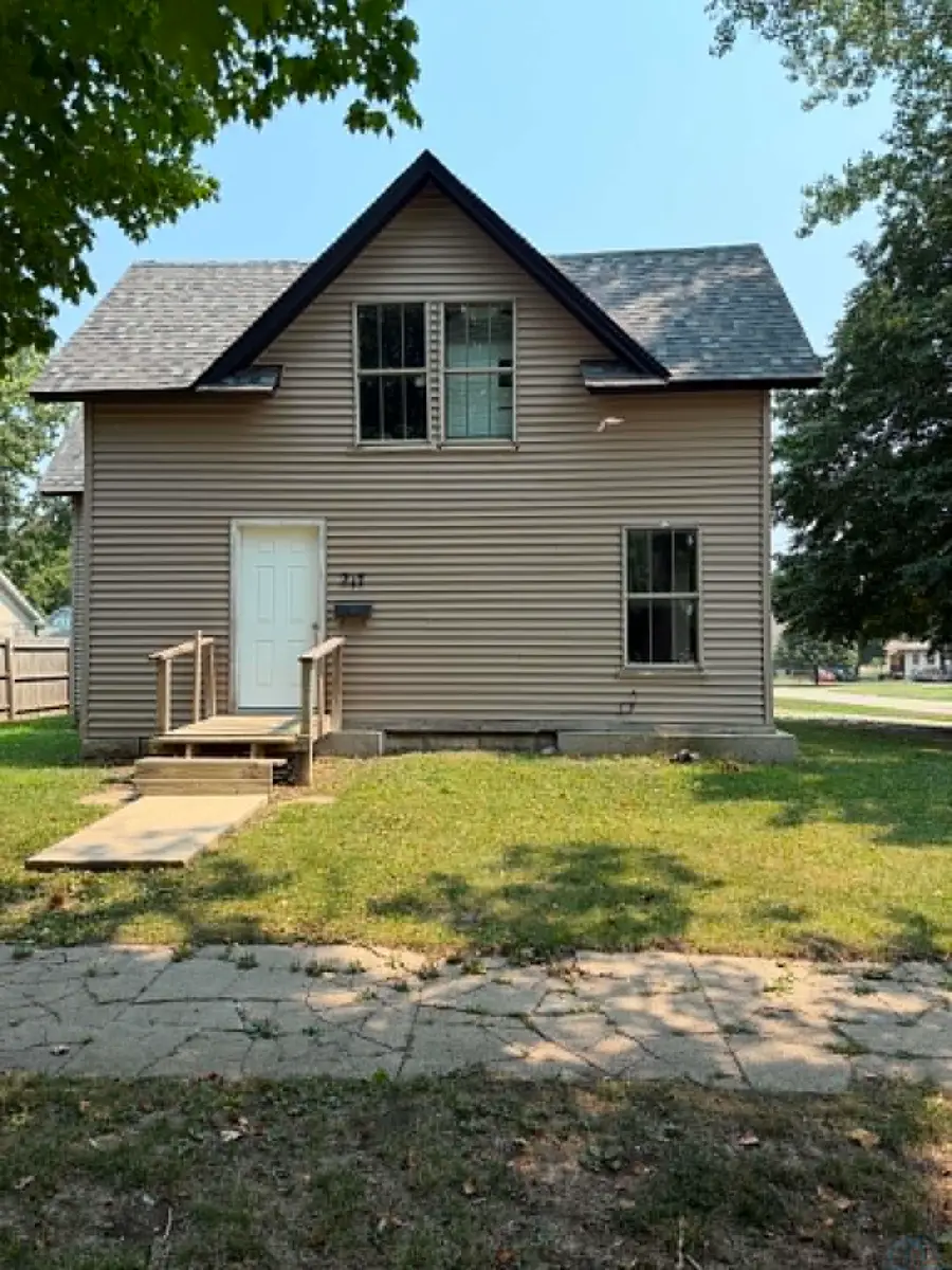 217 JOHNSON ST, Alta, IA 51002 - #2