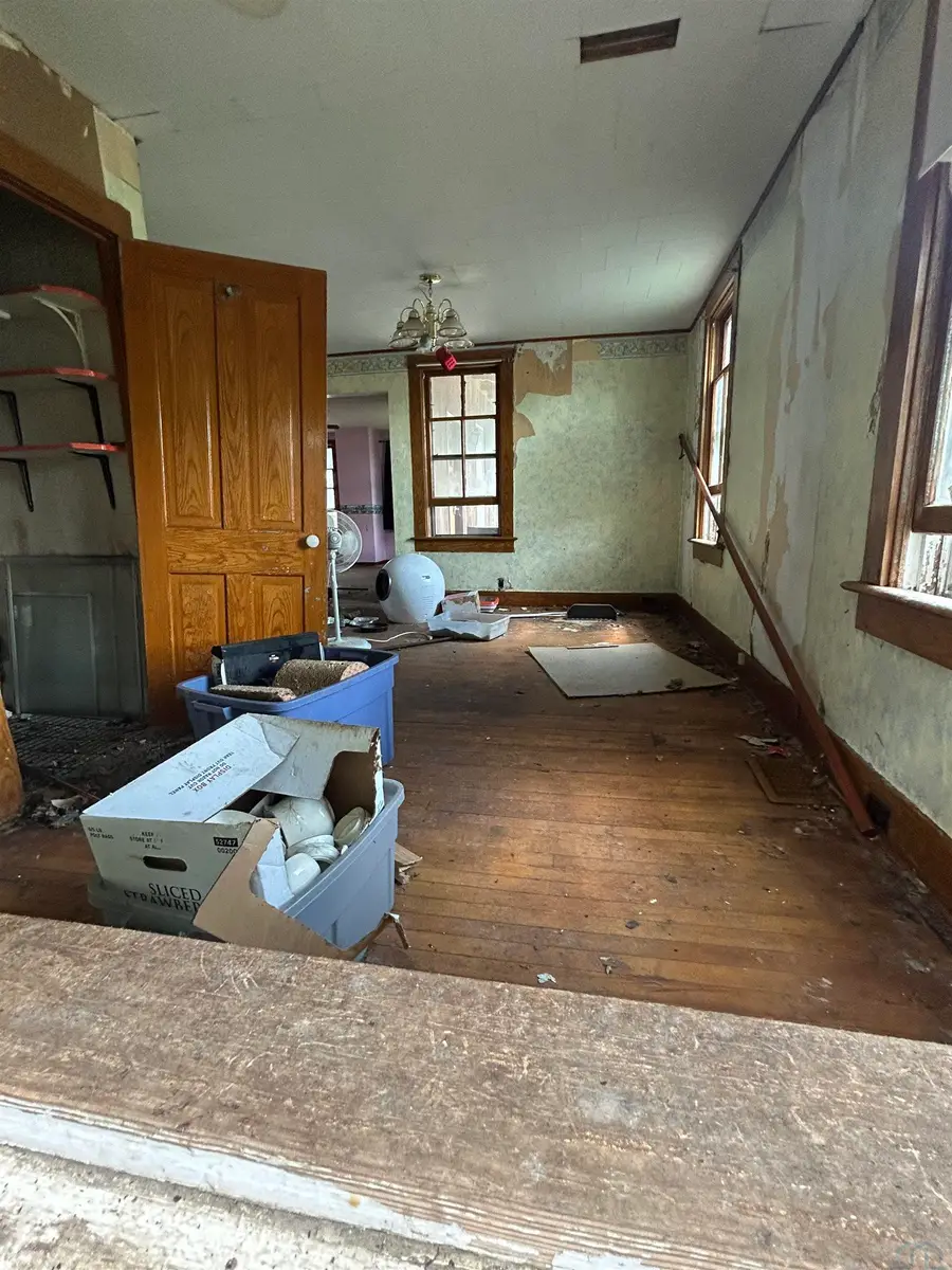 907 7th Ave, Alton, IA 51003 - #3