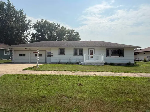 504 Fir St, Hospers, IA 51238