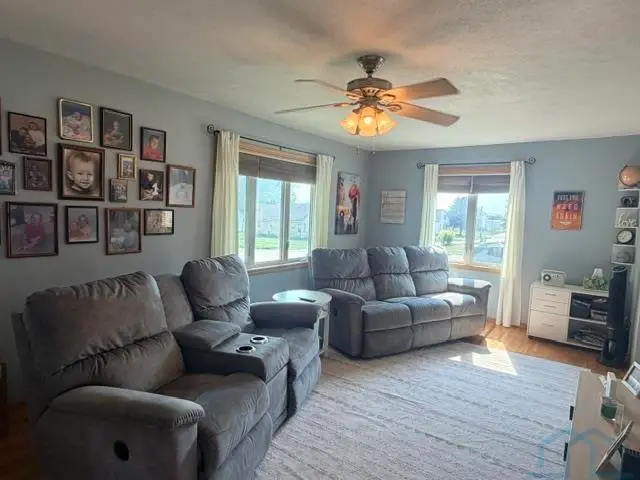 202 N 6th St, Mapleton, IA 51034 - #3