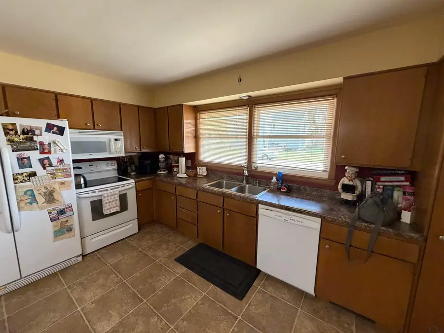 908 8th Avenue, Sheldon, IA 51201 - #3
