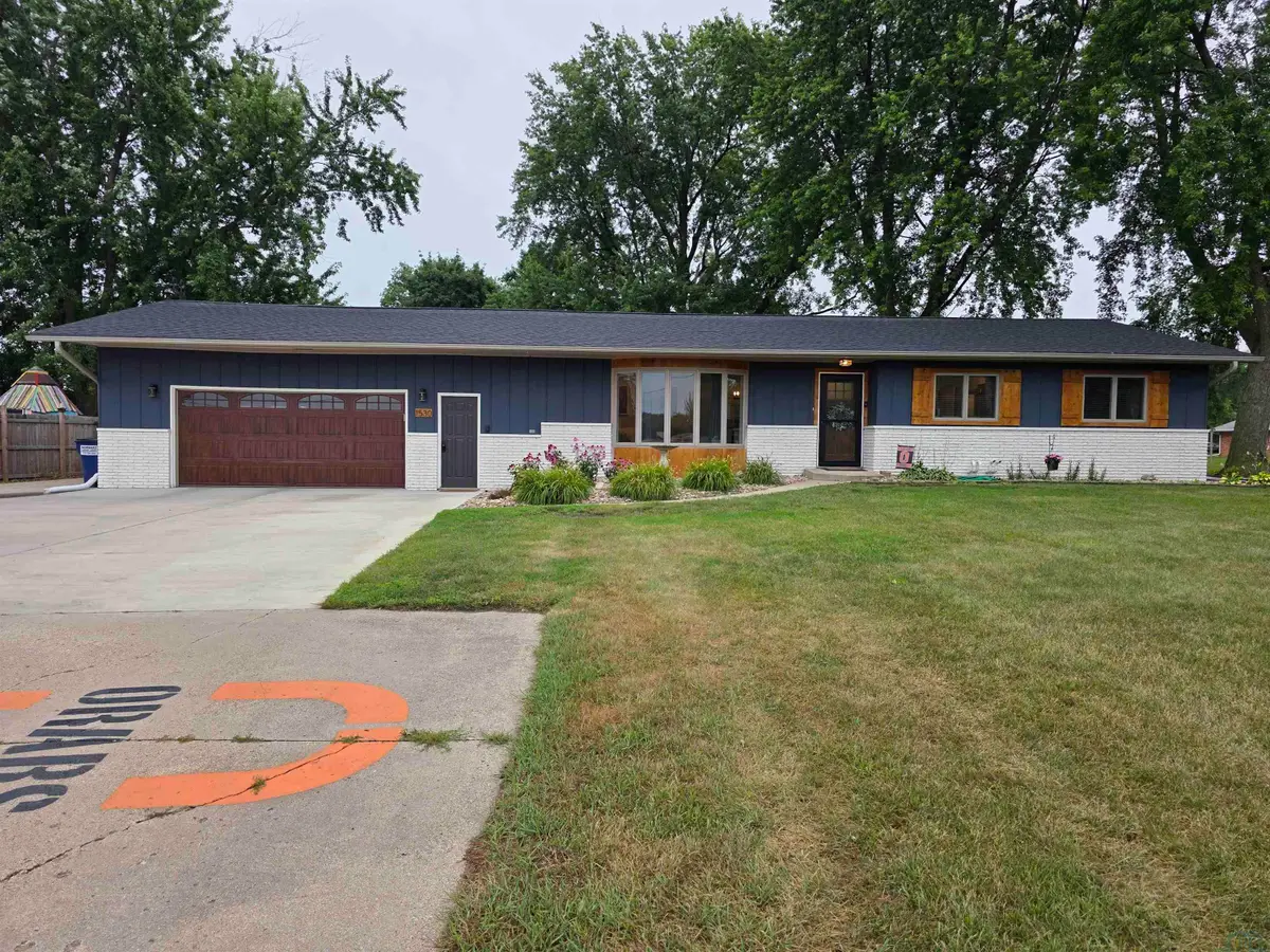 1530 E Park St., Sheldon, IA 51201 - #1