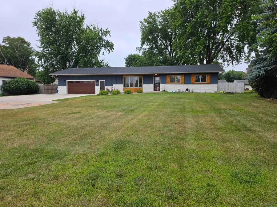 1530 E Park St., Sheldon, IA 51201 - #3