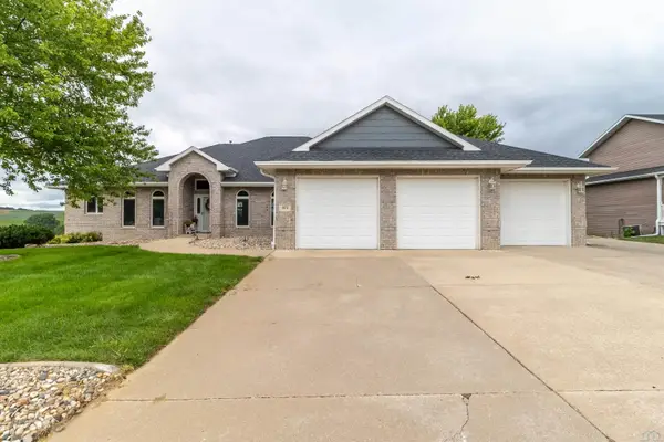 872 SPRINGBROOK DR, Hinton, IA 51024
