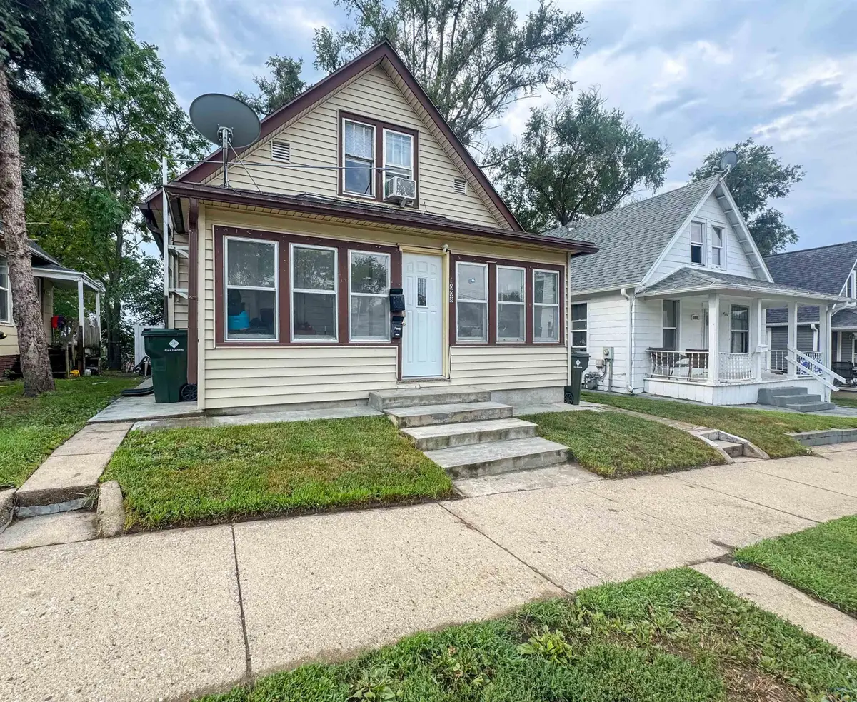 1008 15TH ST, Sioux City, IA 51105 - #1