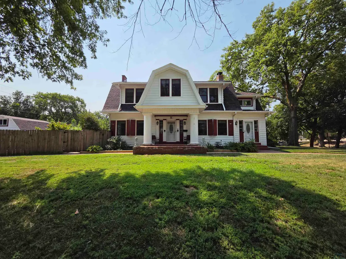 610 27th St., Sioux City, IA 51104 - #1
