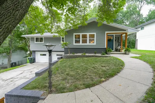 3315 LINDENWOOD ST, Sioux City, IA 51104