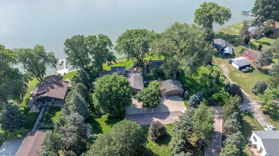 105 Northshore Drive, McCook Lake, SD 57049 - #3