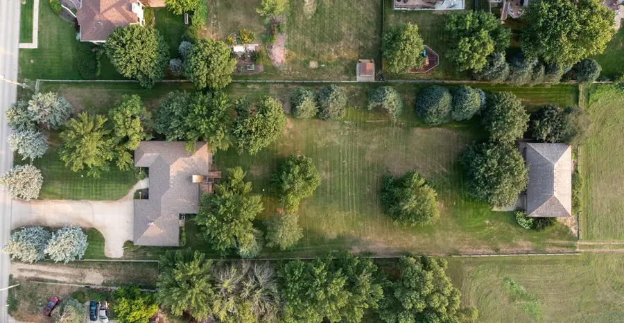 4401 Old Lakeport Road, Sioux City, IA 51106 - #2