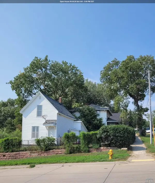 117 13th Street, Sioux City, IA 51103