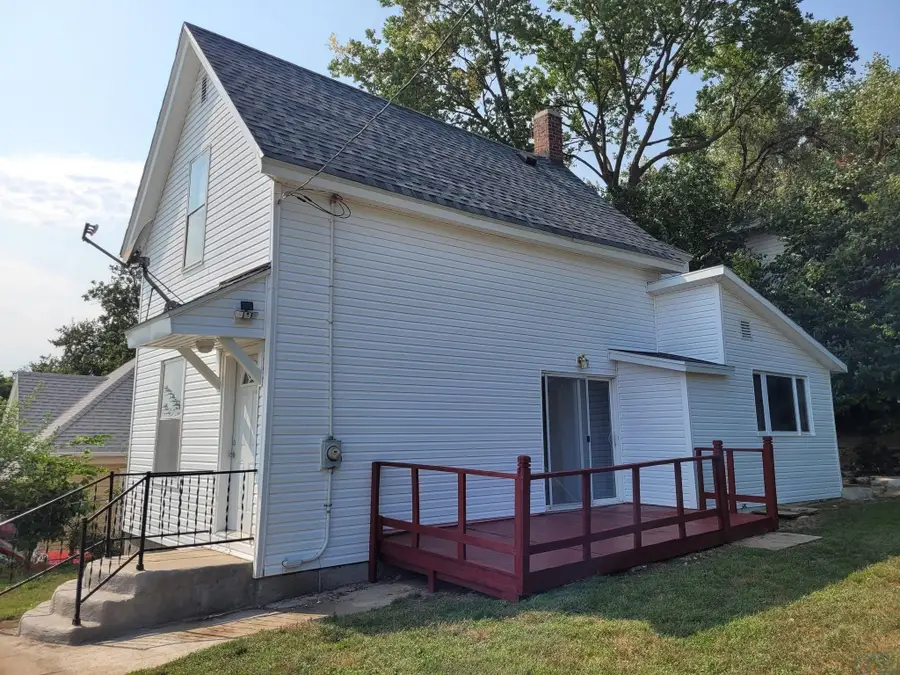 117 13th Street, Sioux City, IA 51103 - #2