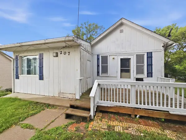 207 Helmer St, Sioux City, IA 51103