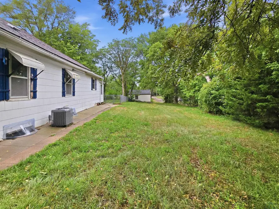 207 Helmer St, Sioux City, IA 51103 - #3