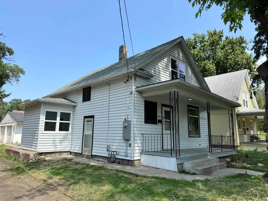 915 21st Street, Sioux City, IA 51104 - #2