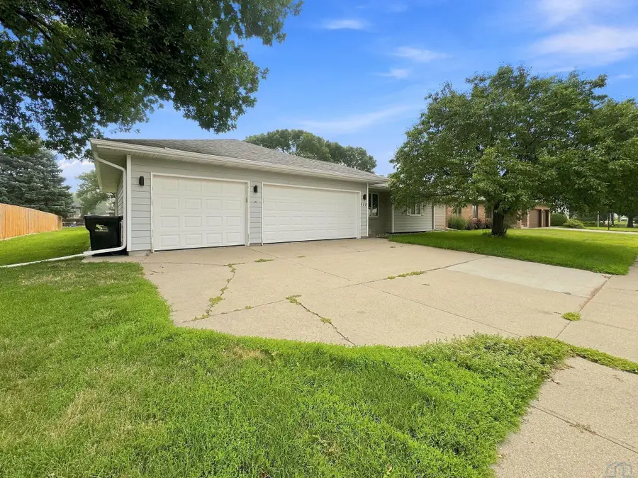 112 Settler Drive, Sergeant Bluff, IA 51054 - #2
