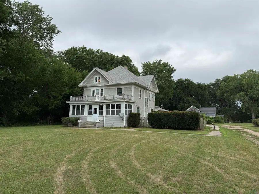 1103 Hwy 50, Vermillion, SD 57069 - #2
