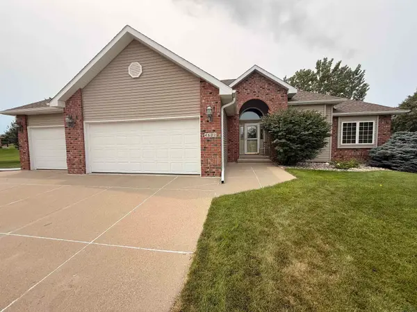 4600 FIELDSTONE COURT, Sioux City, IA 51106