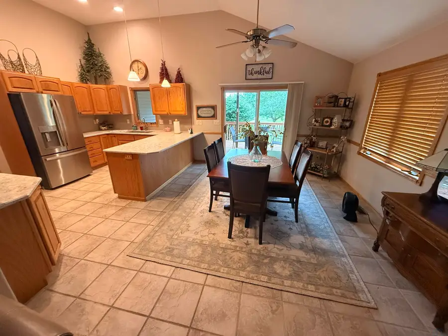 4600 FIELDSTONE COURT, Sioux City, IA 51106 - #3
