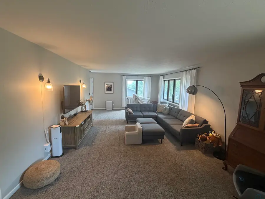 4708 Perry Way, Sioux City, IA 51104 - #3