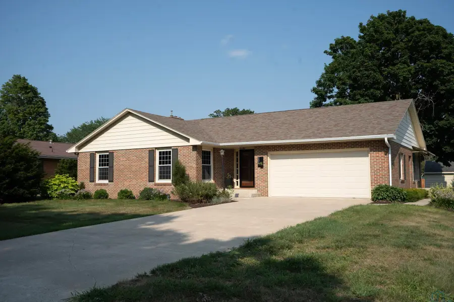 206 NW 8th St, Pocahontas, IA 50574 - #2