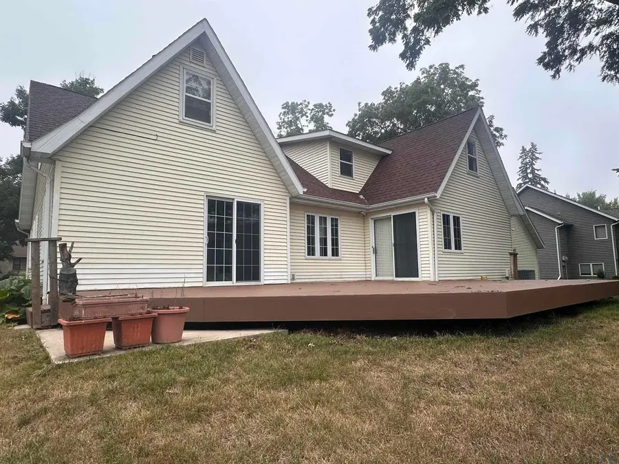 3 VISTA DR, Storm Lake, IA 50588 - #3