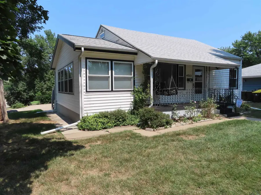 4501 Laurel Ave, Sioux City, IA 51106 - #3