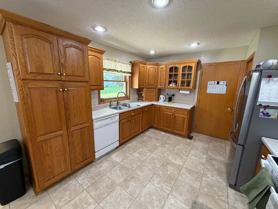 103 Oak Street, Hospers, IA 51238 - #2
