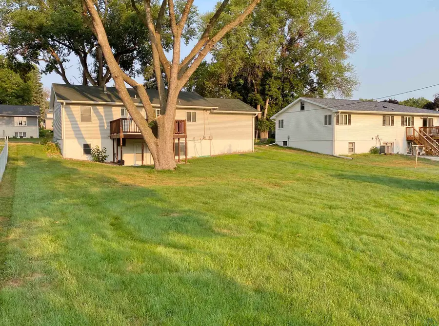 504 6th Ave SE, America, IA 51031 - #2