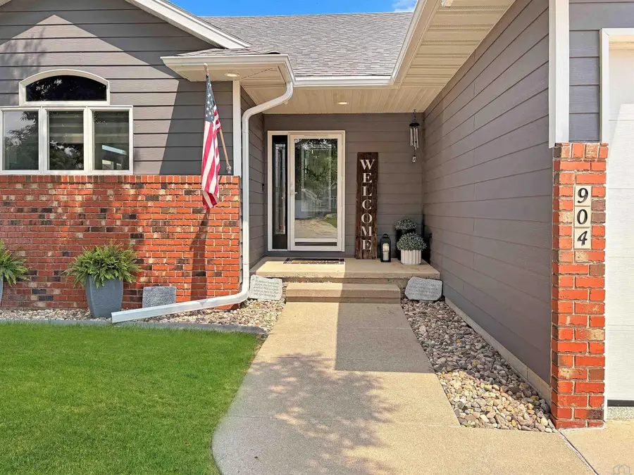 904 Clairmont Circle, Sergeant Bluff, IA 51054 - #3