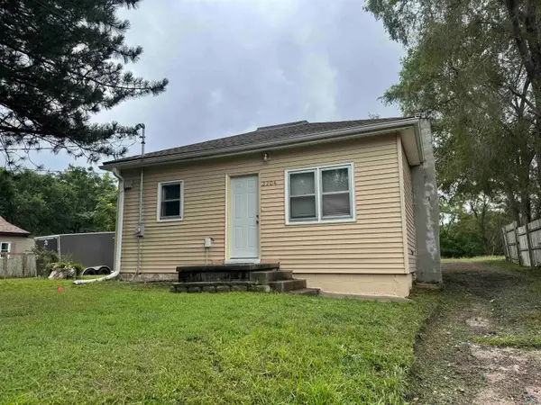 3204 14th St., Sioux City, IA 51105