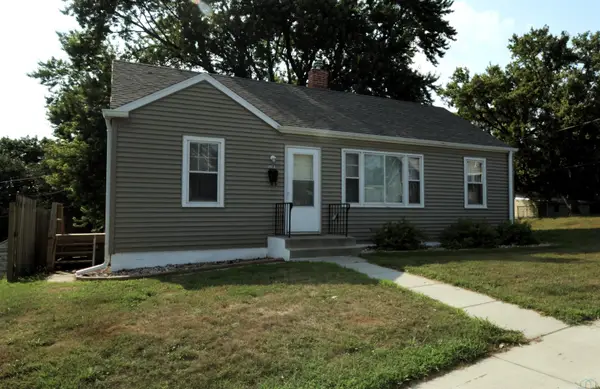 1701 S Helen St, Sioux City, IA 51106